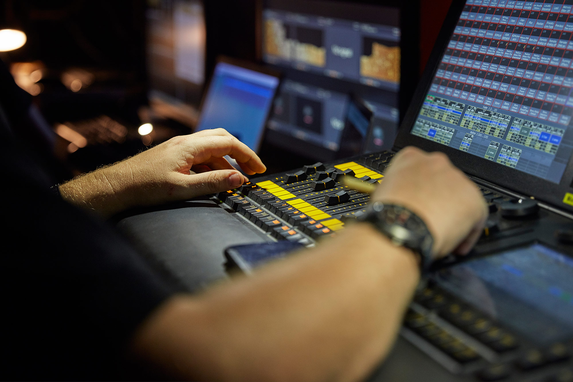 two image widget - 1 - left